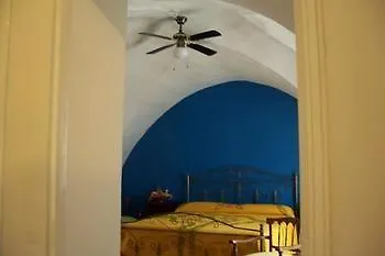 לינה וארוחת בוקר Palazzo Rocci גאליפולי