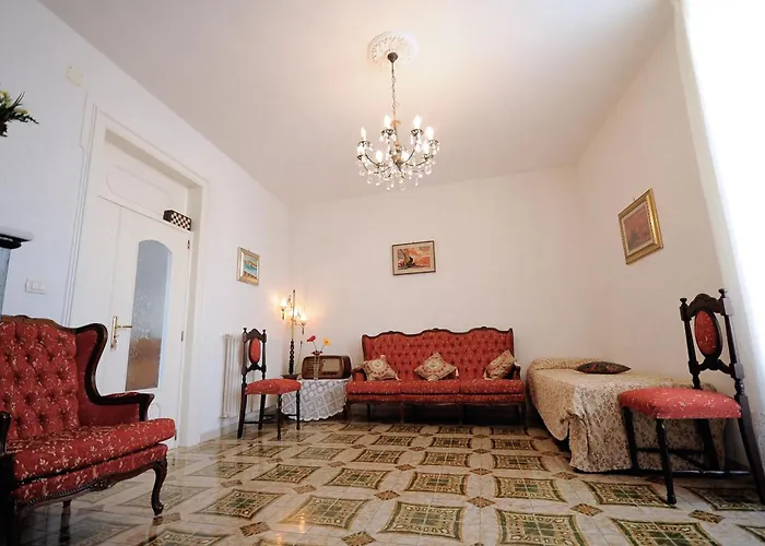 Palazzo Rocci Bed & Breakfast 3*