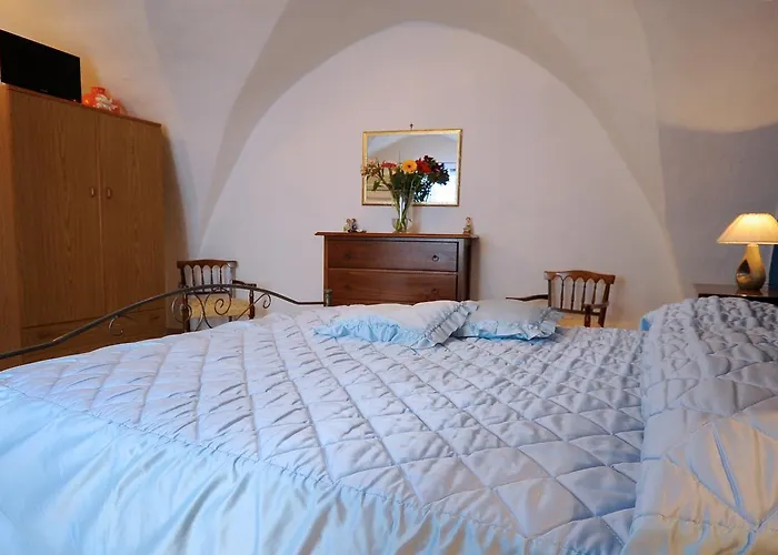 Palazzo Rocci Bed & Breakfast 3*